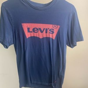 Levi’s Women’s Extra Small Tshirt